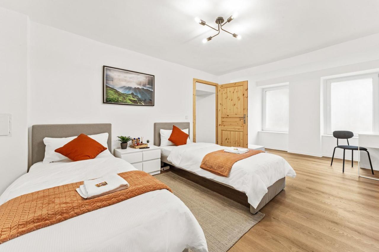 2 Zimmer Apartments, 4 Betten, Vollmoebliert,Zentrale Lage Am S-Bahnhof Berlin Zewnętrze zdjęcie